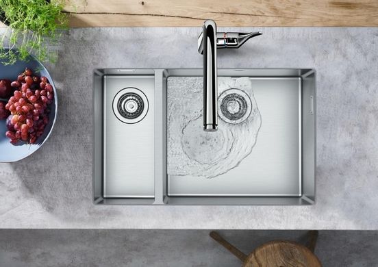 Кухонна мийка Hansgrohe C71-F655-09 75x50 43206000 із змішувачем